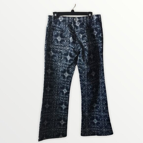 Whittall & Shon Bohemian Tailored Wide Leg Jeans - Picture 2 of 10